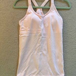 Lululemon tank with built in padding